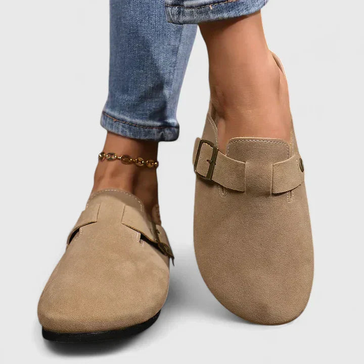 Duttini | Soft-Step Buckle Strap Design for Walking in Comfort
