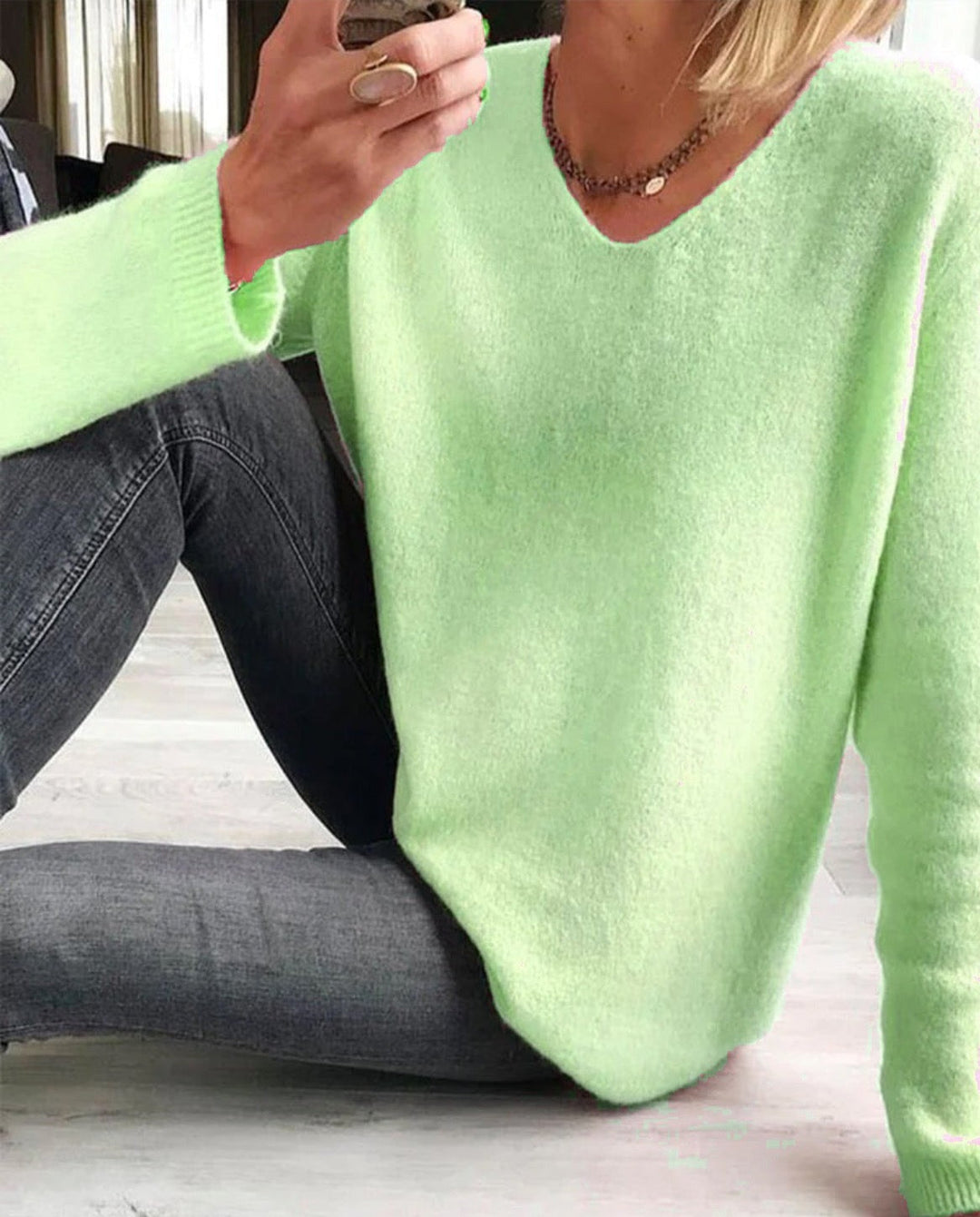 Duttini | Sculpted V Neck Long Sleeve Sweater Made to Turn Heads