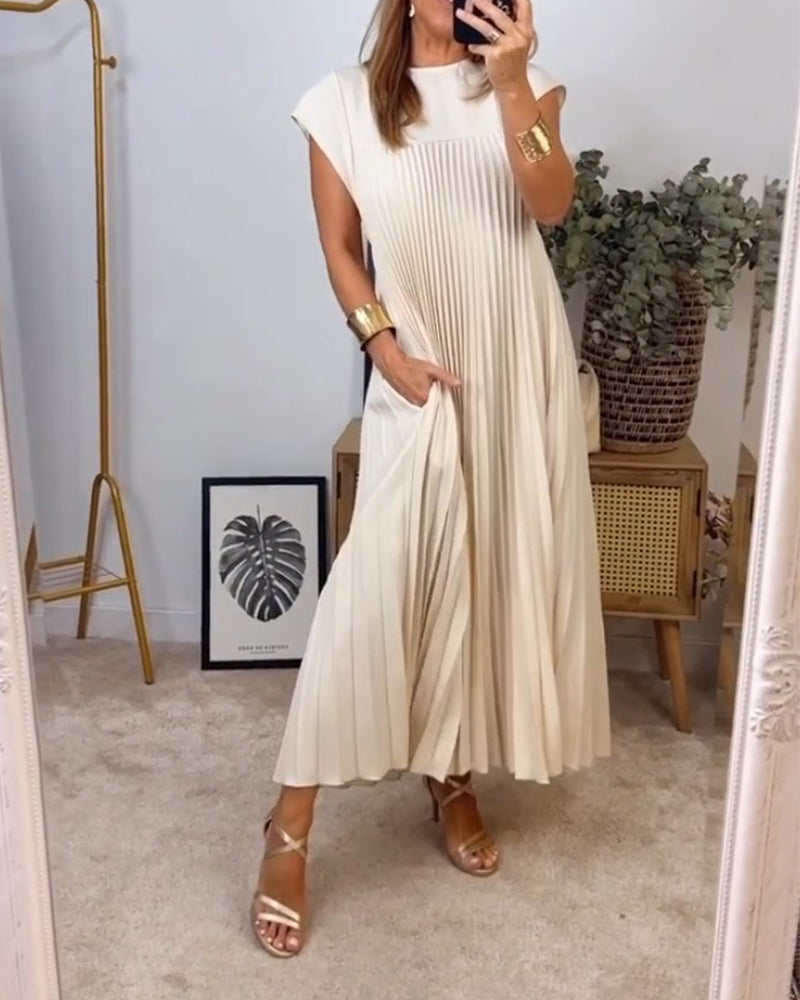 Duttini | Chic Flowy Pleated Maxi Dress Cocktail Made to Turn Heads
