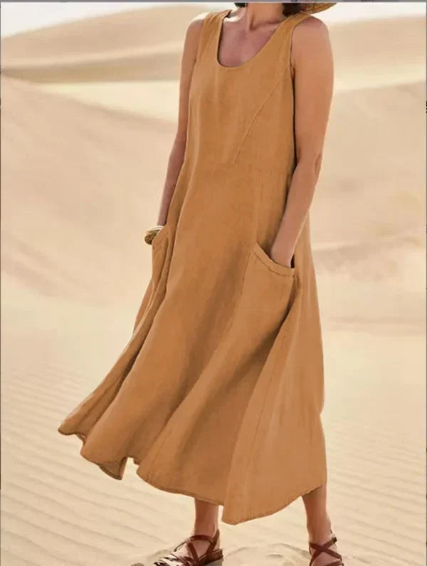 Duttini | Refined Everyday Dress in a Flattering Cut