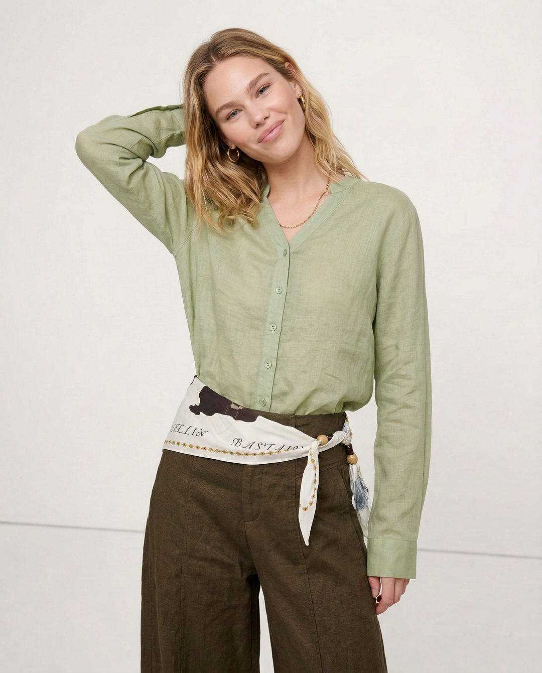 Duttini | Linen V-Neck Shirt for Women