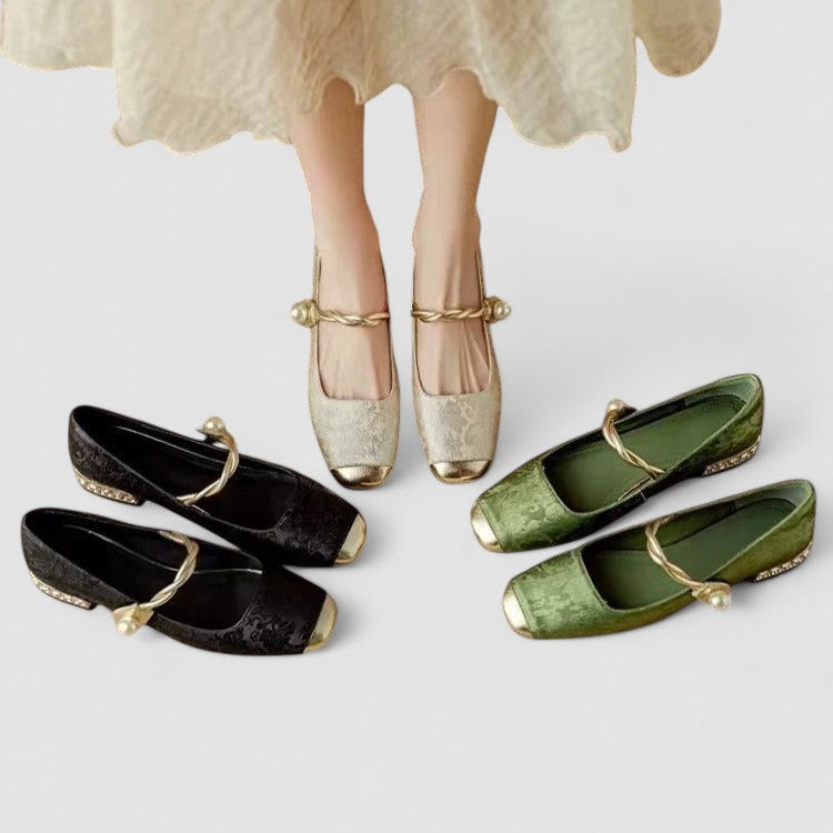 Duttini | Lightweight Metallic Accents with a Comfort Fit