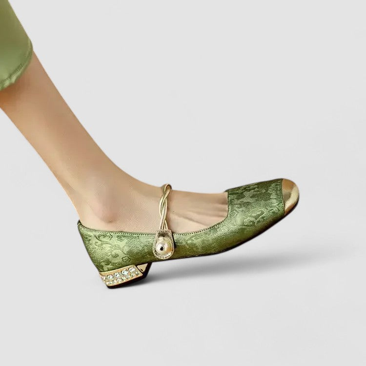 Duttini | Lightweight Metallic Accents with a Comfort Fit