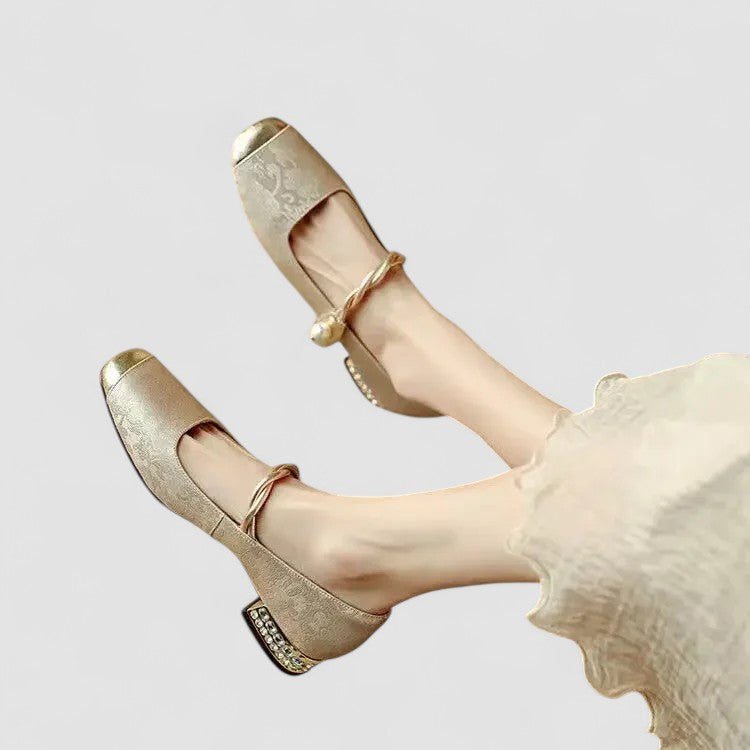 Duttini | Lightweight Metallic Accents with a Comfort Fit