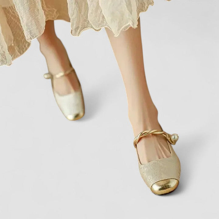 Duttini | Lightweight Metallic Accents with a Comfort Fit