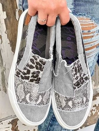 Duttini | Cushioned Slip-On Patterned Upper for Effortless Wear