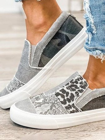 Duttini | Cushioned Slip-On Patterned Upper for Effortless Wear