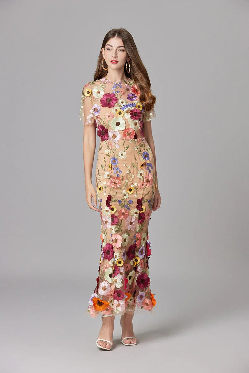 Duttini | Elegant 3D Floral Appliqué Sheer Mesh Sleeveless Maxi Dress