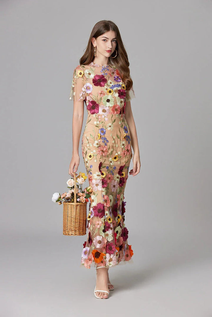 Duttini | Elegant 3D Floral Appliqué Sheer Mesh Sleeveless Maxi Dress