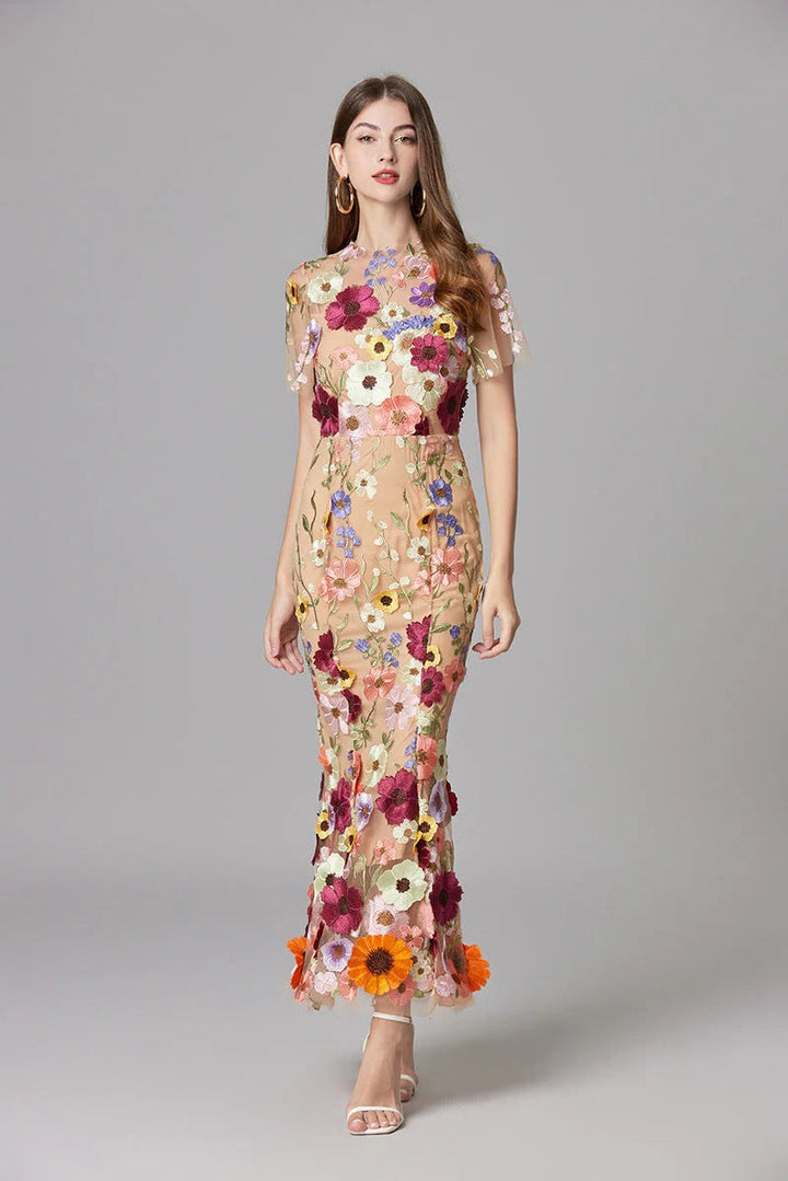Duttini | Elegant 3D Floral Appliqué Sheer Mesh Sleeveless Maxi Dress