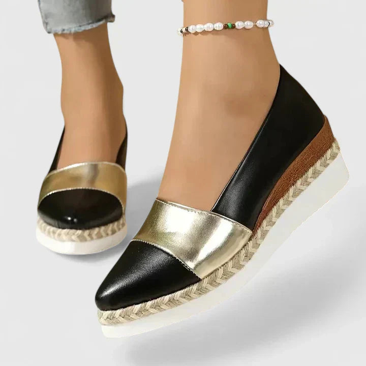 Duttini | Supportive Closed-Toe Slip-On Wedge for All-Day Comfort