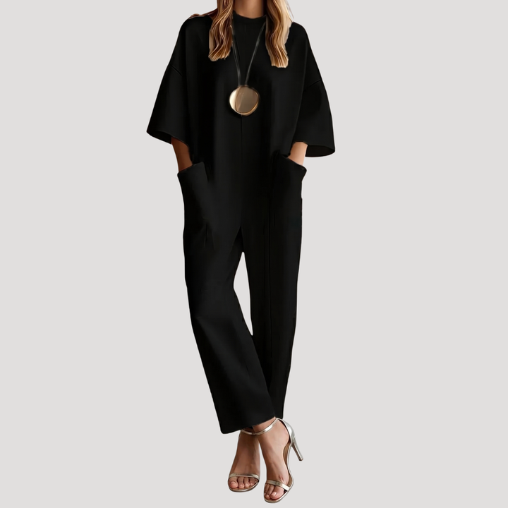 Duttini | Elegant Wide Leg Short Sleeve Jumpsuit in a Flattering Cut