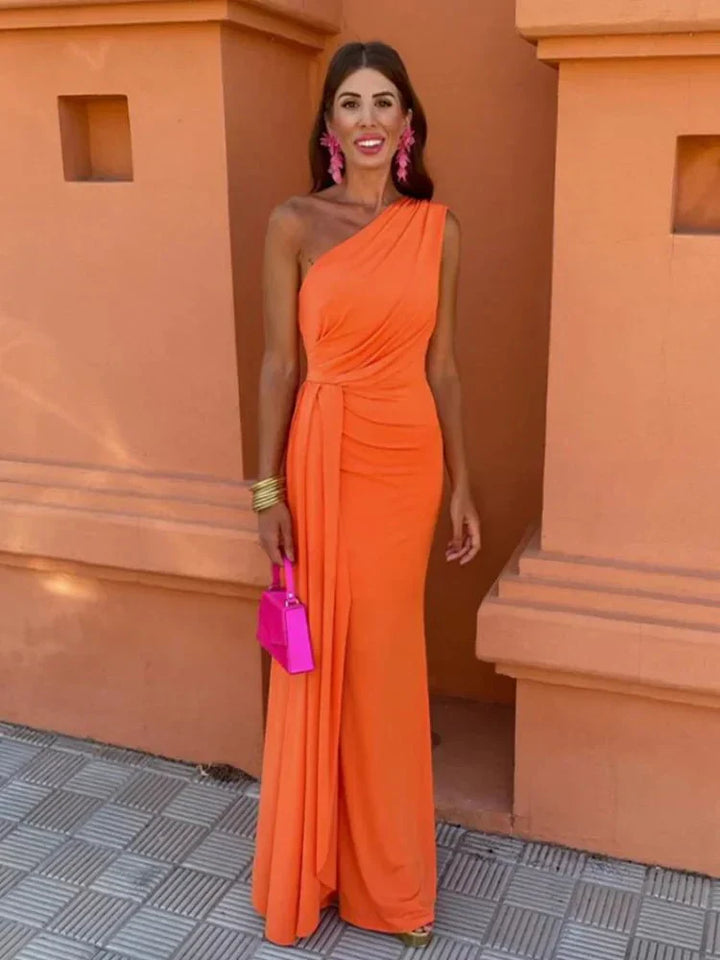 Duttini | Chic Wedding Guest Dress in a Flattering Cut
