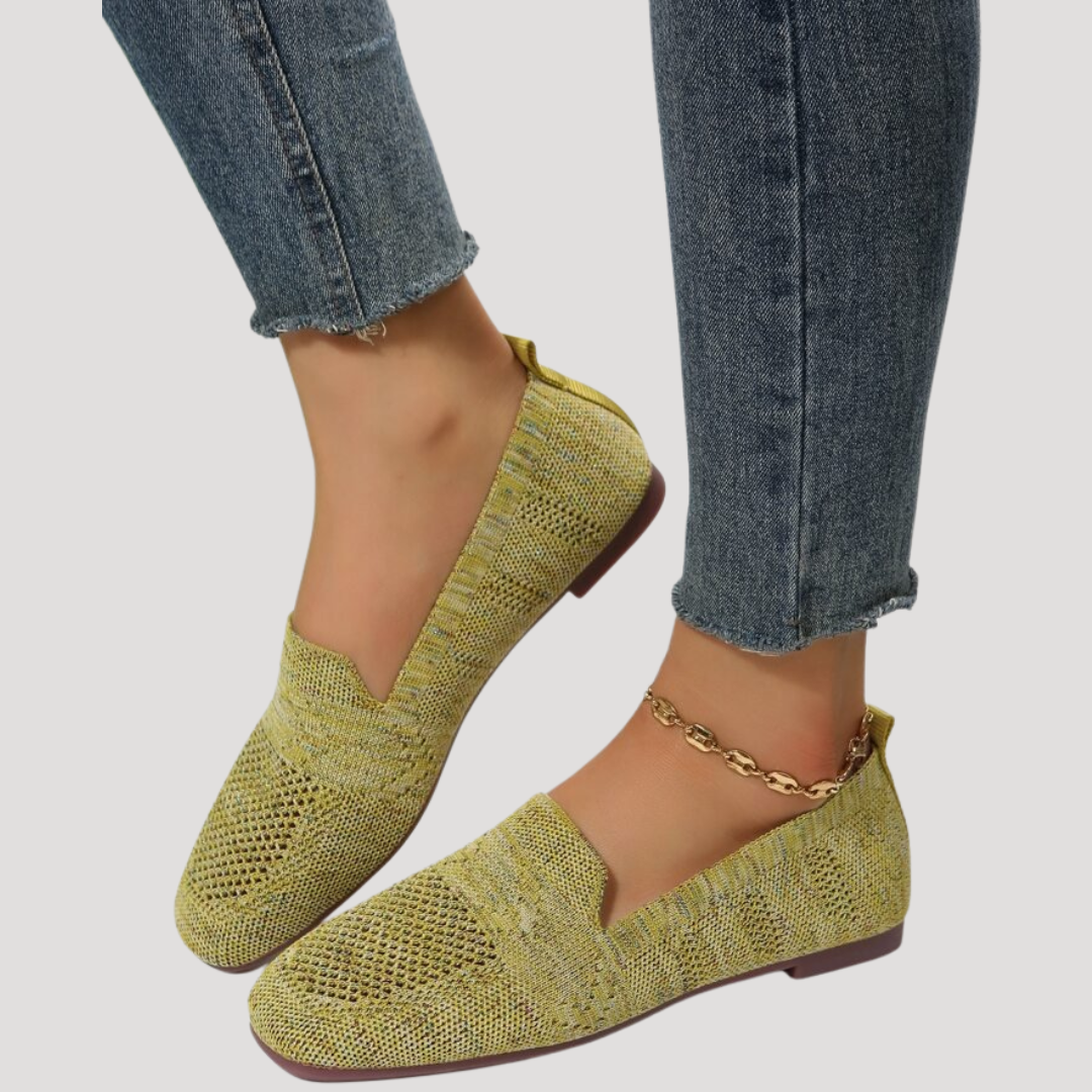 Duttini | Cushioned Slip On Knit Flats with Cushioned Support