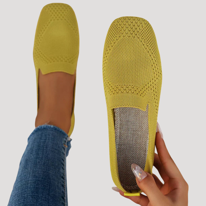 Duttini | Cushioned Slip On Knit Flats with Cushioned Support