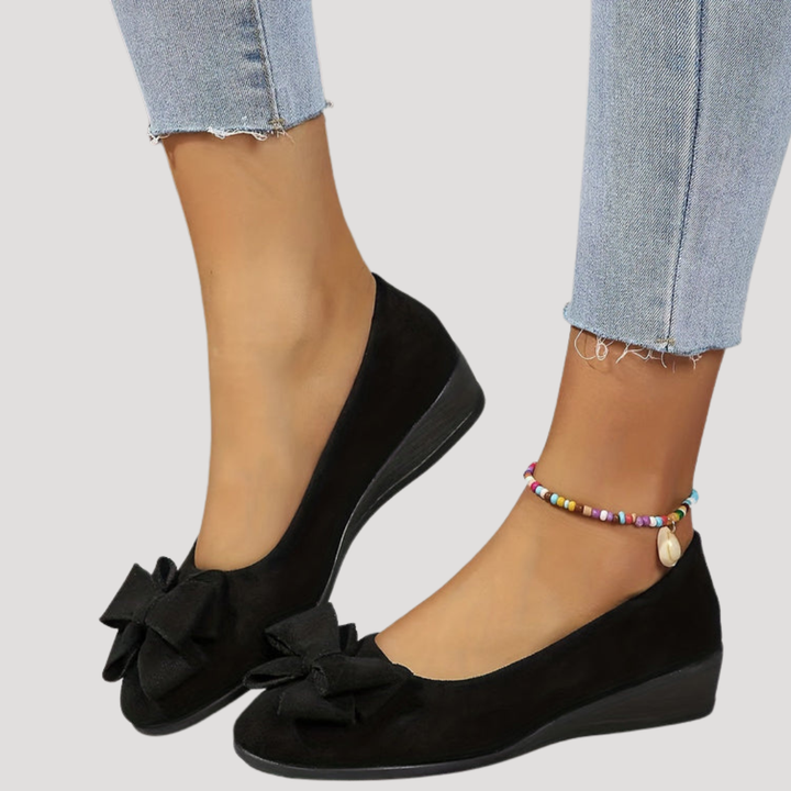 Duttini | Soft-Step Bow Wedge Flats for All-Day Comfort
