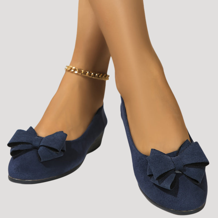 Duttini | Soft-Step Bow Wedge Flats for All-Day Comfort