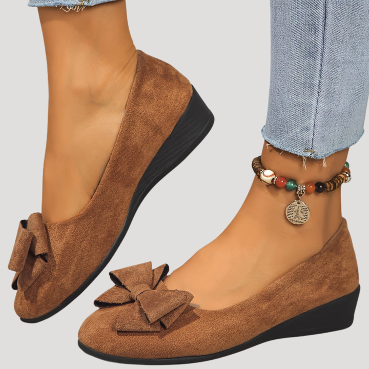 Duttini | Soft-Step Bow Wedge Flats for All-Day Comfort