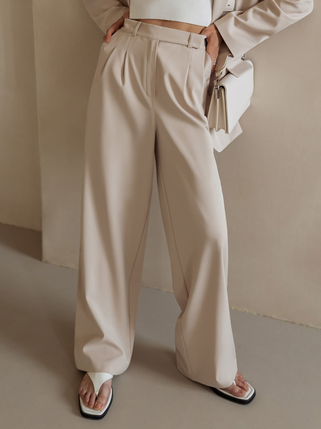 Duttini | Tailored Wide-Leg Trousers for Women in Black