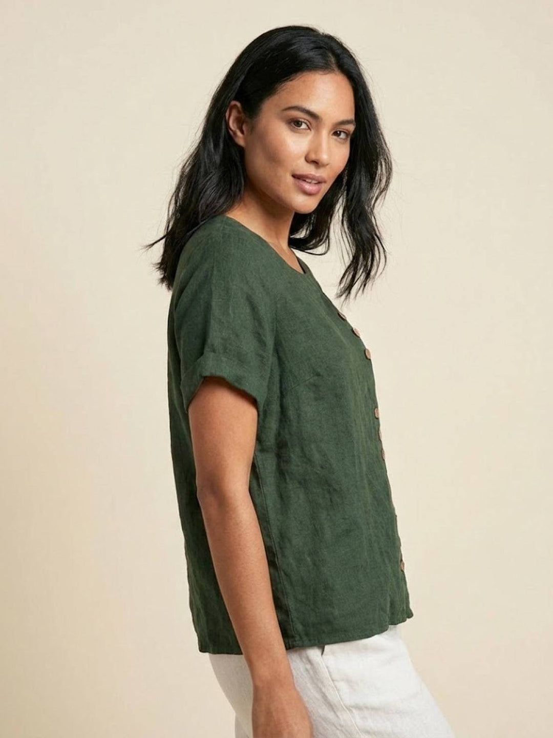 Duttini | Casual Scoop Neck Button Detail Short Sleeve Top