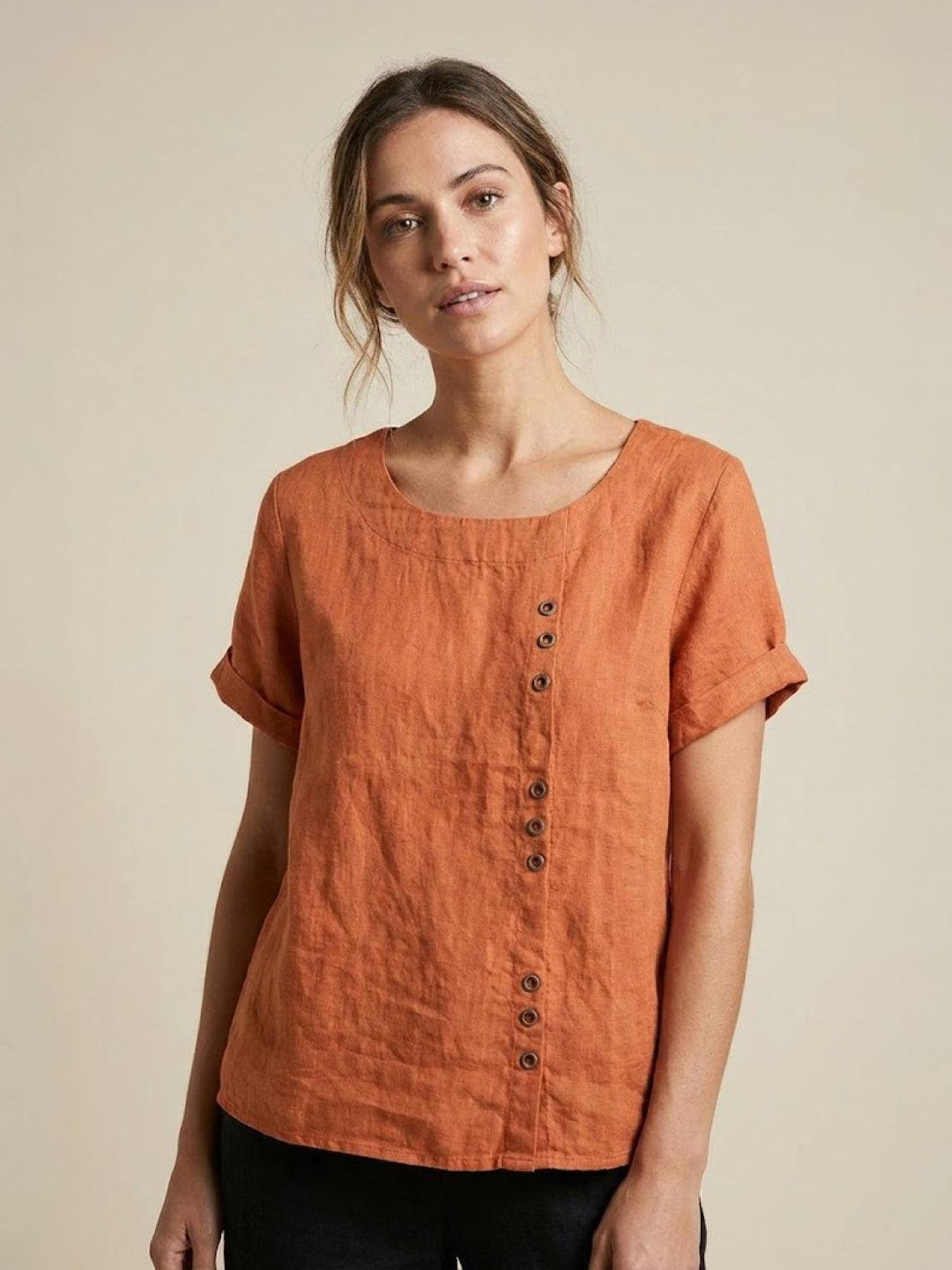 Duttini | Casual Scoop Neck Button Detail Short Sleeve Top