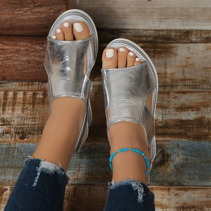 Duttini | Soft-Step Metallic Platform Slingback Design