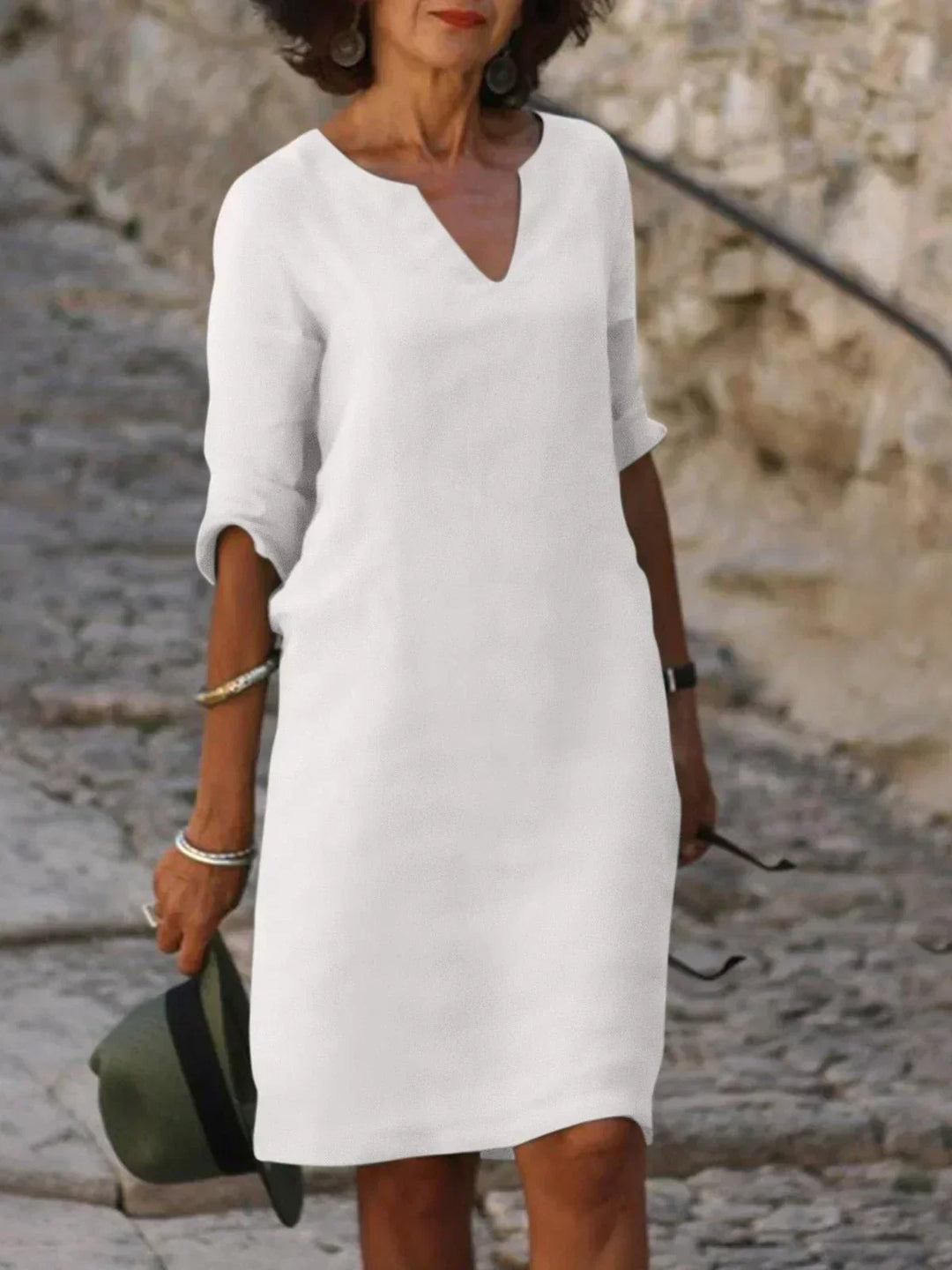 Duttini | Elegant Dress With V-Neck with a Flattering Silhouette