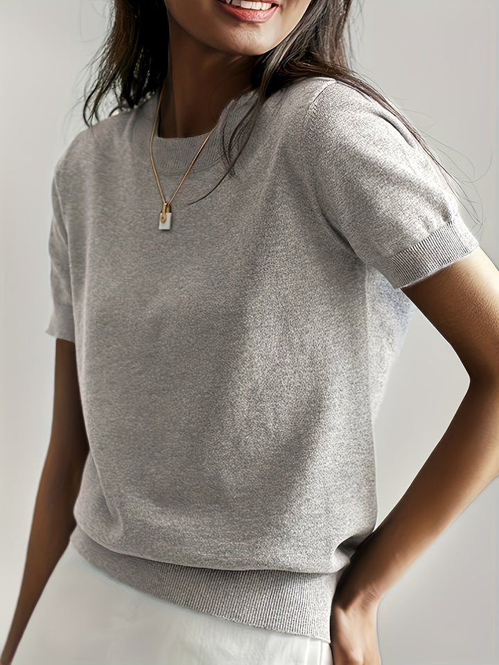 Duttini | Graceful Short Sleeve Knit Sweater for Every Occasion