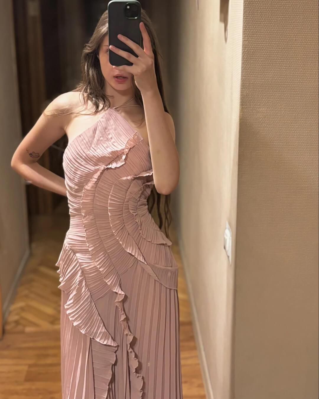 Duttini | Halter Neck Ruffled Tulle Dress - A-Line Evening Gown