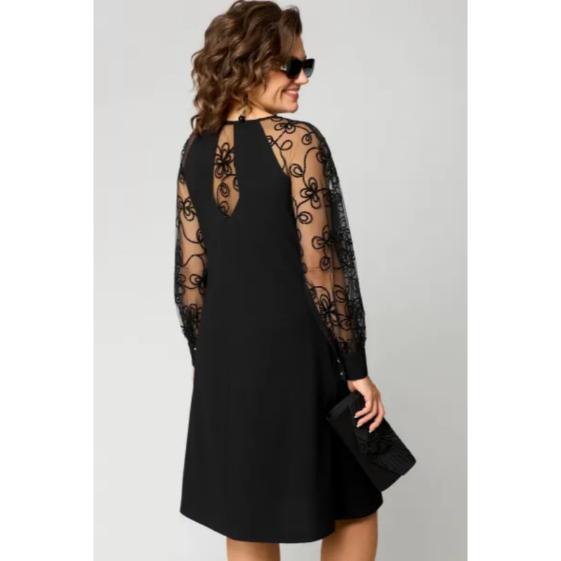 Duttini | Elegant Lace Dress Made to Turn Heads