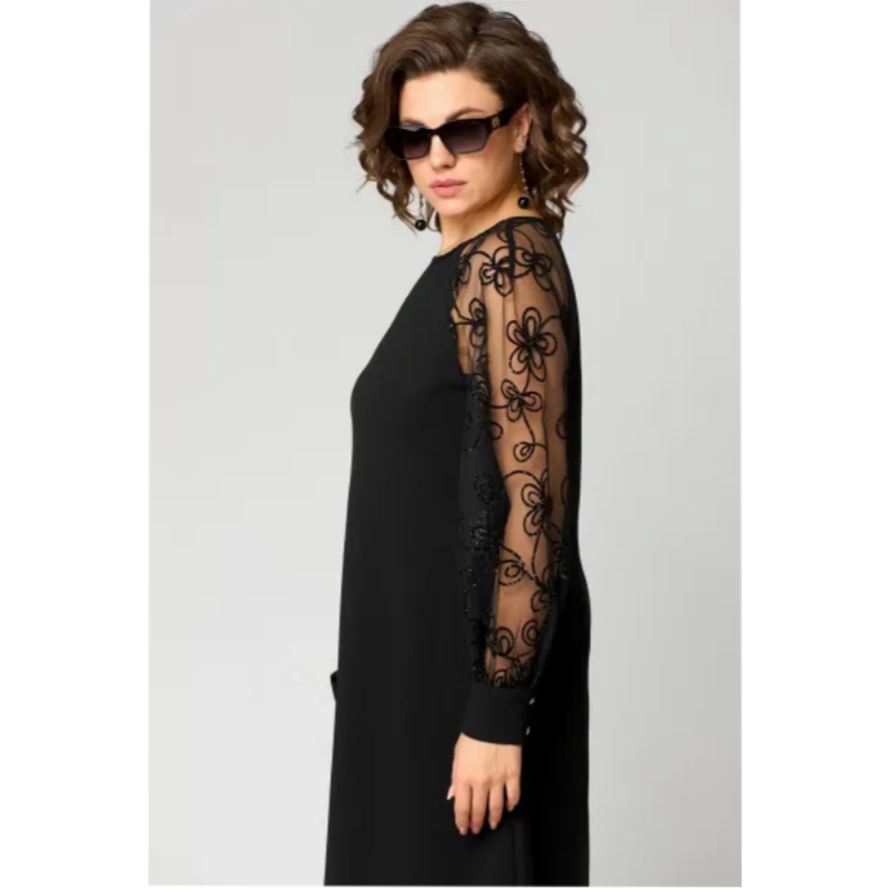 Duttini | Elegant Lace Dress Made to Turn Heads