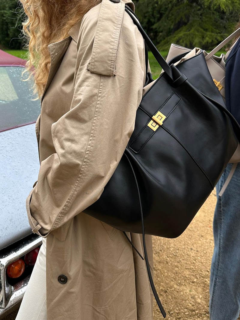 Duttini | Structured Shopper Bag, Gold-Tone Detail